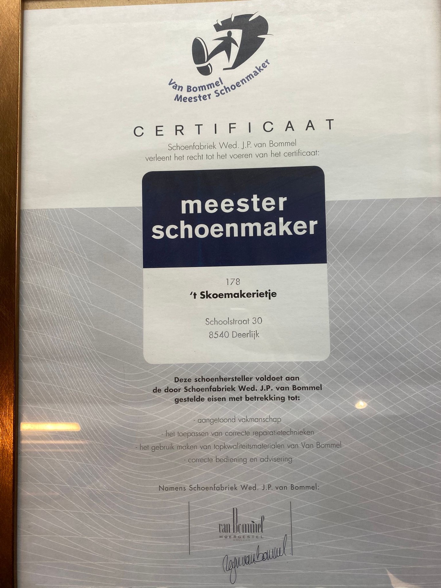 Officieel certificaat Meester Schoenmaker — Van Bommel, uitgereikt aan 't Skoemakerietje